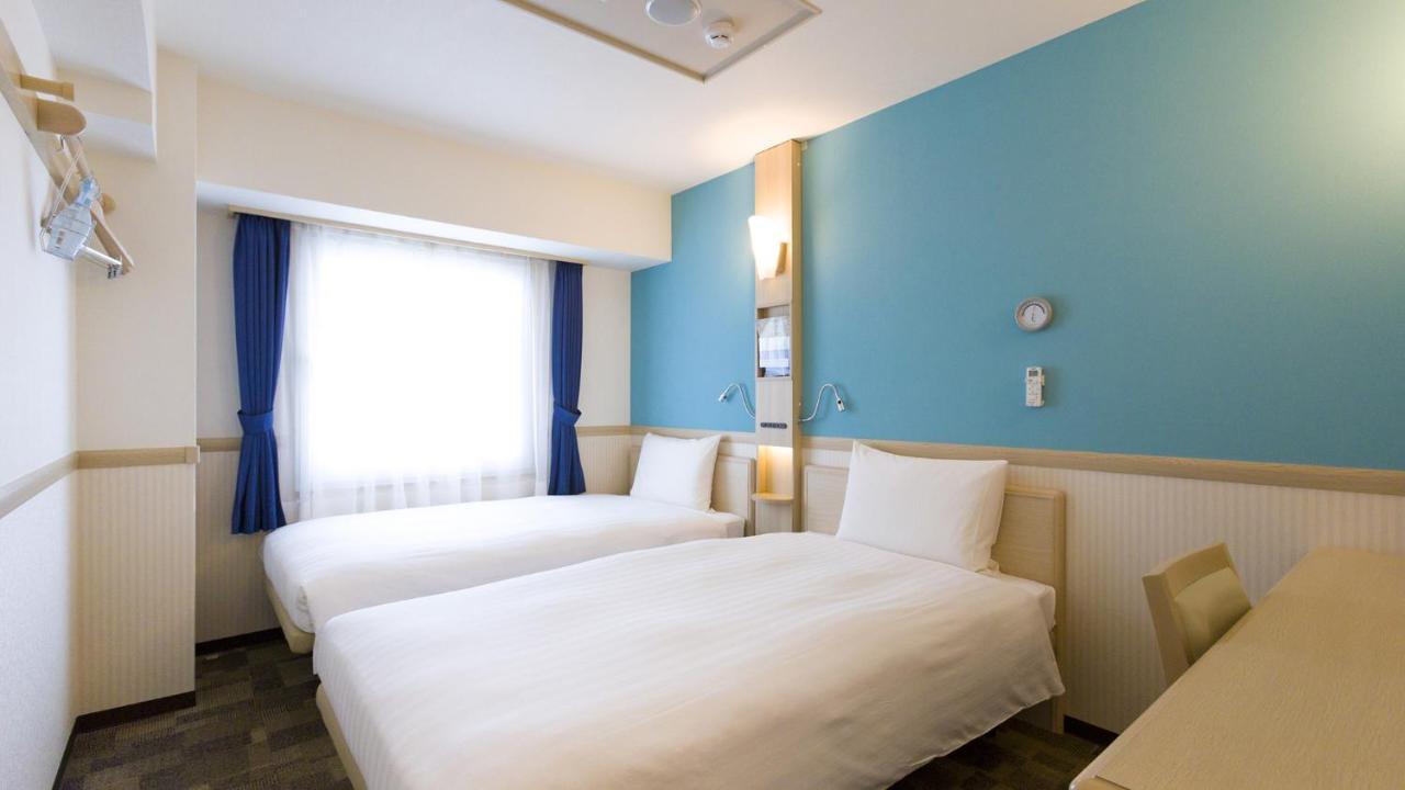 Toyoko Inn Tsubame Sanjo Ekimae Buitenkant foto